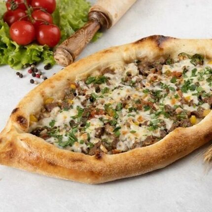 Пиде с рубленным мясом