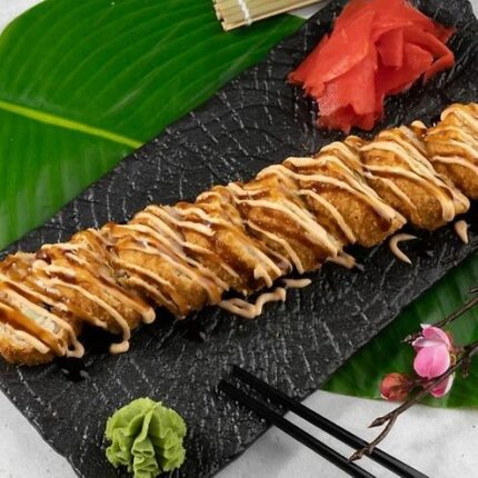 Горячий ролл Цезарь нежный